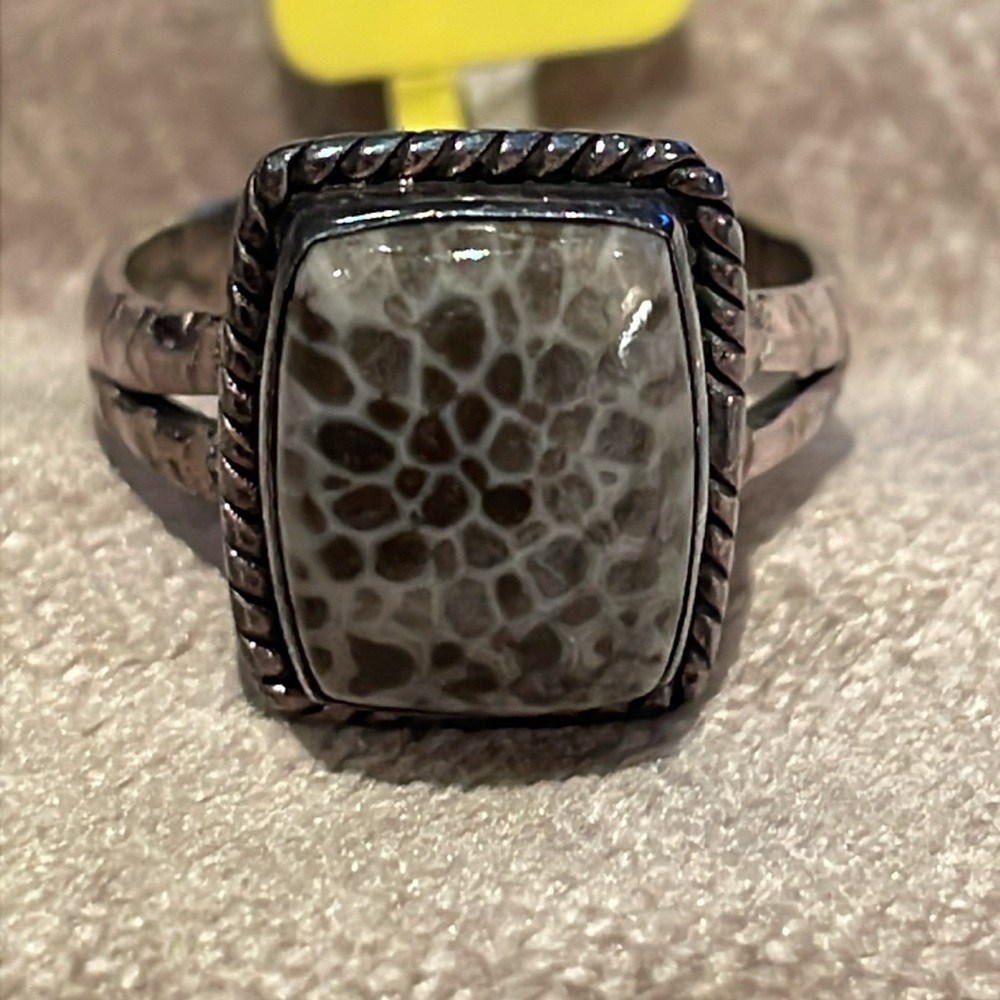 Sterling Silver 925 Ring Black Sponge Coral  3.8 Karats Size 5